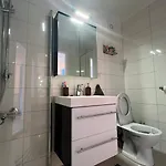 Apartamento Sunny Gateaway In Lerstad, Suitable For Two Guests Ålesund