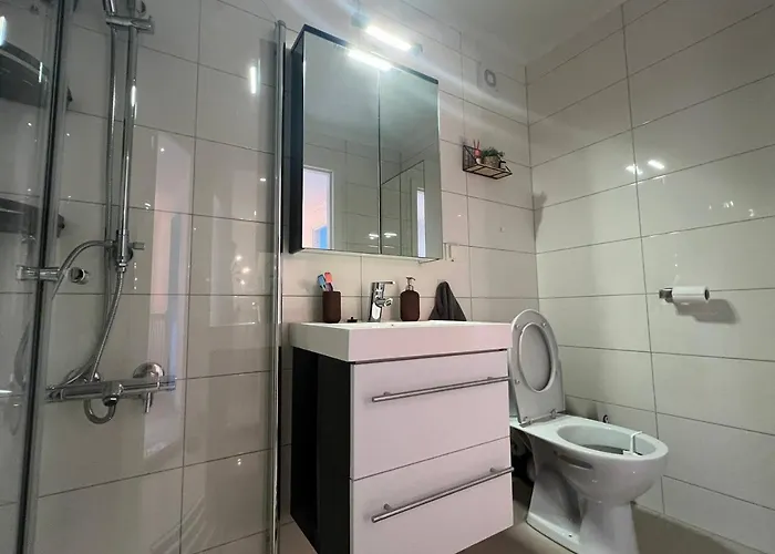 Leilighet Sunny Gateaway In Lerstad, Suitable For Two Guests Ålesund