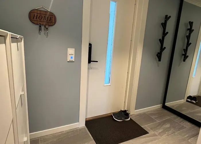 Apartament Sunny Gateaway In Lerstad, Suitable For Two Guests Ålesund